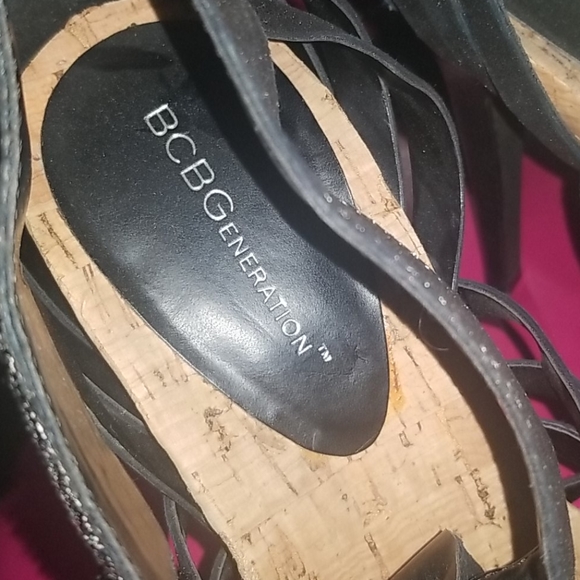 Heels - Picture 2 of 4